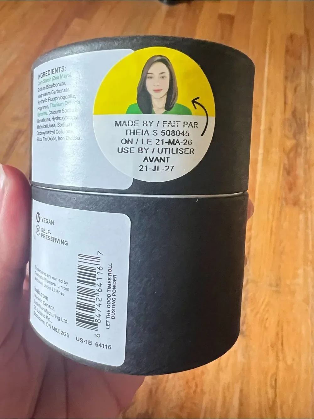 LUSH Dusting Powder 